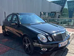 Schwarz Gebraucht 2008 Mercedes E350 AMG line Limousine | € 12.800