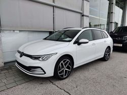 Weiss normal Gebraucht 2024 VW Golf VIII Life Kombi | € 29.900 (Teuer)