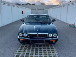 Grün Gebraucht 2003 Jaguar XJ8 Executive Limousine | € 12.990