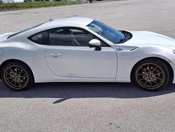 Weiß Gebraucht 2013 Toyota GT86 GT Coupé | € 20.500