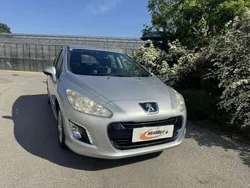 Silber Gebraucht 2011 Peugeot 308 Active Limousine | € 4.990 (Guter Preis)