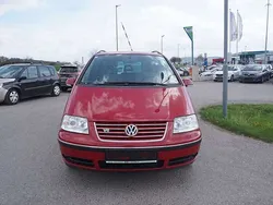 Rot Gebraucht 2006 VW Sharan Business Van / Kleinbus | € 3.290 (Fairer Preis)