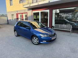 Blau Gebraucht 2015 Skoda Fabia Ambition Kleinwagen | € 8.900 (Fairer Preis)