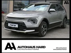 Grau Neu 2025 Kia Niro Gold SUV | € 37.880