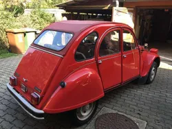 Rot Gebraucht 1984 Citroën 2CV Cabrio | € 14.700