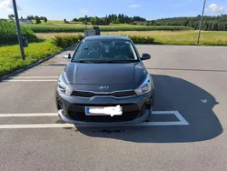 Grau Gebraucht 2017 Kia Rio Silver Kleinwagen | € 8.490 (Guter Preis)