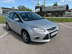 Silber Gebraucht 2012 Ford Focus Ambiente Kombi | € 7.110 (Guter Preis)