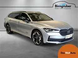 Neu 2025 Skoda Superb SportLine Kombi | € 54.990