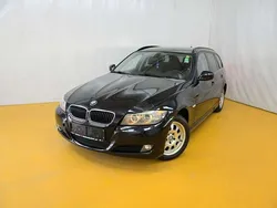 Schwarz Gebraucht 2011 BMW 318 Kombi | € 4.979 (Fairer Preis)