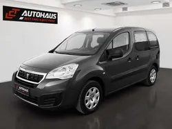 Grau Gebraucht 2018 Peugeot Partner Tepee Active Van / Kleinbus | € 10.880 (Guter Preis)