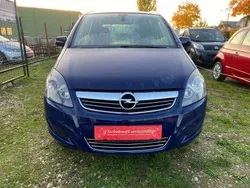 Blau Gebraucht 2011 Opel Zafira Design Edition Van / Kleinbus | € 5.999 (Fairer Preis)