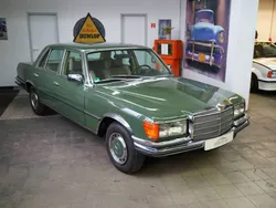 Grün Gebraucht 1977 Mercedes 280 SE Limousine | € 18.880
