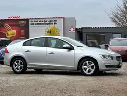 Grau Gebraucht 2014 Volvo S60 Kinetic Limousine | € 8.990 (Guter Preis)