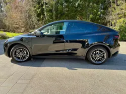 Schwarz Gebraucht 2022 Tesla Model Y Long Range SUV | € 30.700 (Guter Preis)