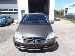 Braun Gebraucht 2009 Mercedes A160 Limousine | € 3.990 (Fairer Preis)