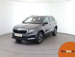 Mittelgrau metallic Neu 2025 Skoda Karoq Selection SUV | € 39.900 (Guter Preis)