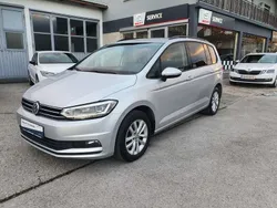 Silber metallic Gebraucht 2017 VW Touran Comfortline Van / Kleinbus | € 16.990 (Guter Preis)