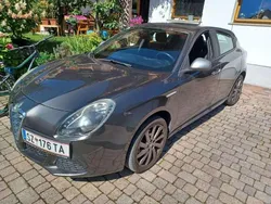 Grau Gebraucht 2013 Alfa Romeo Giulietta Progression Kleinwagen | € 5.800