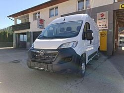 Weiß Gebraucht 2024 Opel Movano S Van | € 39.990