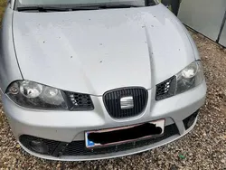 Grau Gebraucht 2006 Seat Ibiza Sport Limousine | € 3.500