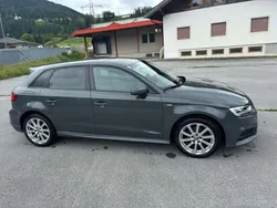 Grau Gebraucht 2019 Audi A3 Sportback S-Line Limousine | € 18.990 (Fairer Preis)