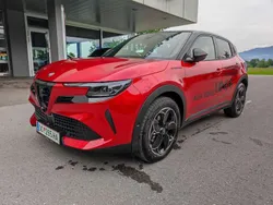 Rot Gebraucht 2024 Alfa Romeo Junior Edizione Speciale SUV | € 35.900 (Superpreis)