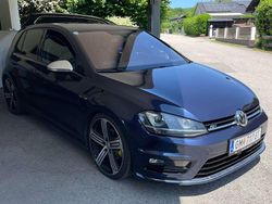 Blau Gebraucht 2016 VW Golf VII Highline Limousine | € 18.500 (Teuer)