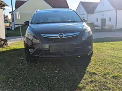 Schwarz Gebraucht 2012 Opel Zafira Tourer Cosmo Van / Kleinbus | € 6.490 (Guter Preis)