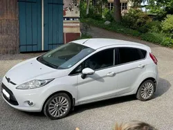 Weiß Gebraucht 2010 Ford Fiesta Ambiente Kleinwagen | € 3.445 (Guter Preis)