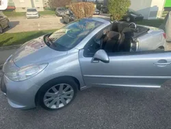 Grau Gebraucht 2009 Peugeot 207 CC Active Cabrio | € 5.000 (Fairer Preis)