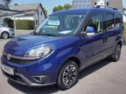 Blau Gebraucht 2019 Fiat Doblò Lounge Van / Kleinbus | € 16.750 (Teuer)