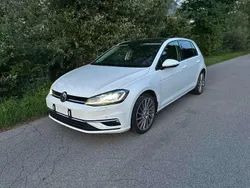 Weiß Gebraucht 2017 VW Golf VII Highline Limousine | € 13.900 (Superpreis)