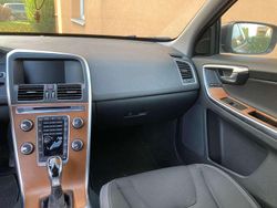 Grau Gebraucht 2014 Volvo XC60 Kinetic SUV | € 11.500 (Guter Preis)