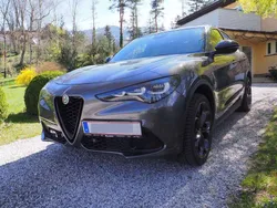 Grau Gebraucht 2023 Alfa Romeo Stelvio Ti SUV | € 44.900 (Fairer Preis)