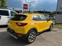 Gelb Gebraucht 2018 Kia Stonic Silver SUV | € 10.890 (Guter Preis)