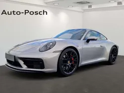 Hellgrau metallic Gebraucht 2023 Porsche 911 Carrera 4 GTS Coupé | € 183.900
