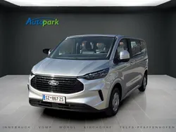 Silber Gebraucht 2025 Ford Tourneo Custom Trend Limousine | € 54.390 (Fairer Preis)