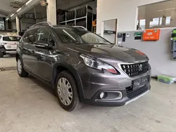Silber Gebraucht 2017 Peugeot 2008 Allure SUV | € 9.990 (Guter Preis)