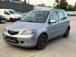 Blau Gebraucht 2003 Mazda 2 Limousine | € 690 (Superpreis)