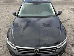 Schwarz Gebraucht 2017 VW Passat Highline Kombi | € 15.500 (Fairer Preis)