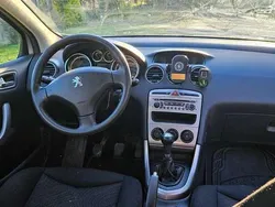 Silber Gebraucht 2011 Peugeot 308 Access Kombi | € 2.900