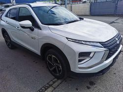 Weiß Gebraucht 2024 Mitsubishi Eclipse Cross Intense+ SUV | € 31.990 (Fairer Preis)