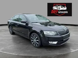 Schwarz Gebraucht 2013 Skoda Octavia Limousine | € 10.990 (Guter Preis)