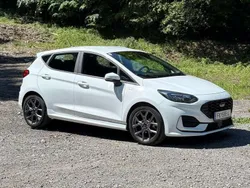 Weiß Gebraucht 2022 Ford Fiesta ST-Line Kleinwagen | € 16.099 (Guter Preis)