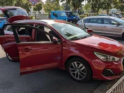 Rot Gebraucht 2019 Hyundai i30 Kombi | € 14.300 (Guter Preis)