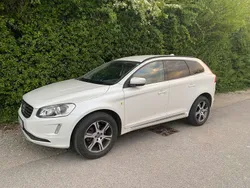 Weiß Gebraucht 2014 Volvo XC60 Kinetic SUV | € 17.900 (Guter Preis)