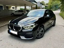 Schwarz Gebraucht 2020 BMW 116 Sport Line Kleinwagen | € 20.850 (Fairer Preis)