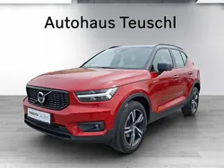 Rot Gebraucht 2020 Volvo XC40 R-Design SUV | € 28.400 (Guter Preis)
