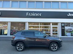 Grau Gebraucht 2019 Jeep Compass Limited SUV | € 24.900 (Fairer Preis)