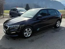 Schwarz metallicperleffektno Gebraucht 2019 Skoda Scala Style Kleinwagen | € 19.707 (Etwas zu teuer)